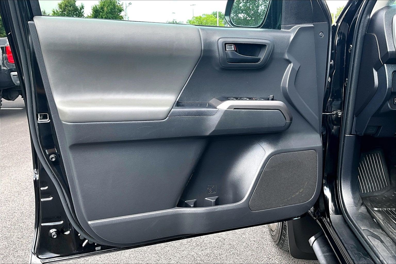 2023 Toyota Tacoma 4WD SR5