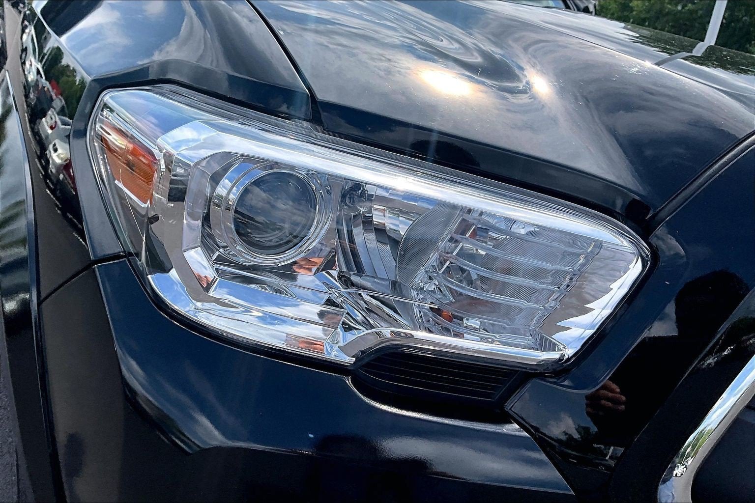 2023 Toyota Tacoma 4WD SR5