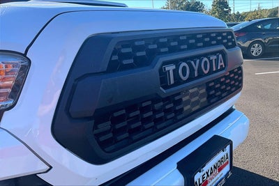 2017 Toyota Tacoma TRD Sport