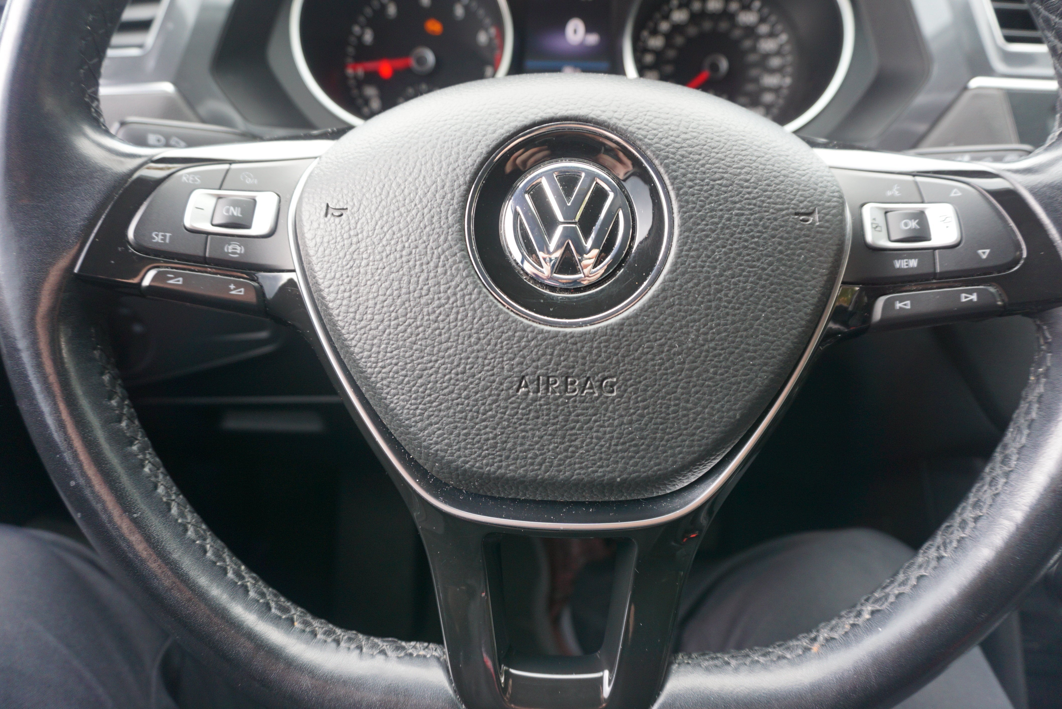 2019 Volkswagen Tiguan Base
