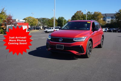 2024 Volkswagen Tiguan SE R-Line Black