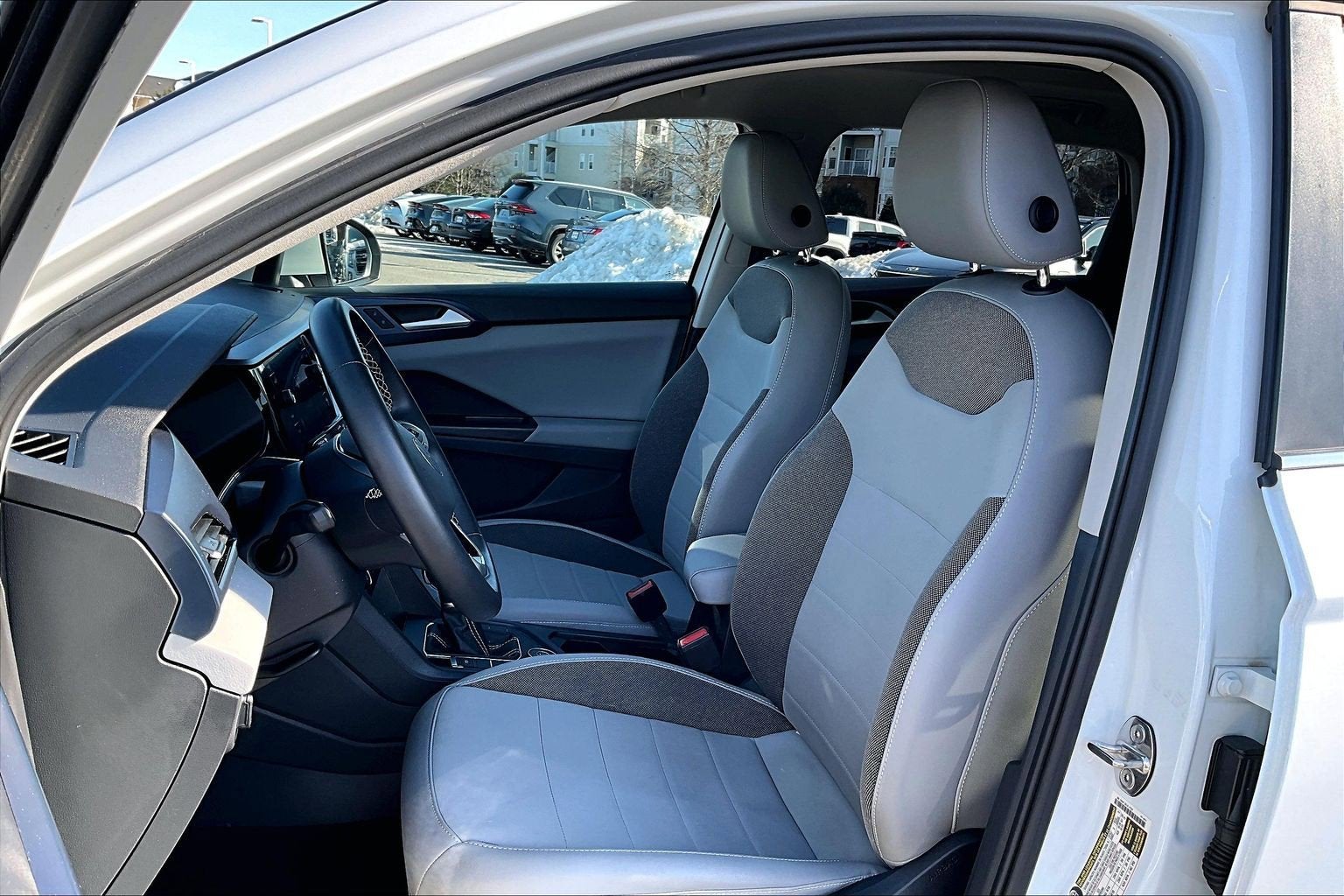 2022 Volkswagen Taos SE