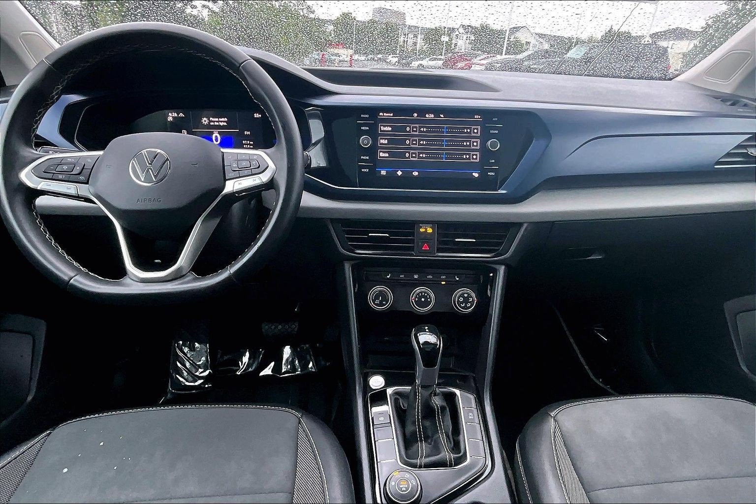 2023 Volkswagen Taos SE