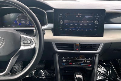 2025 Volkswagen Taos SE