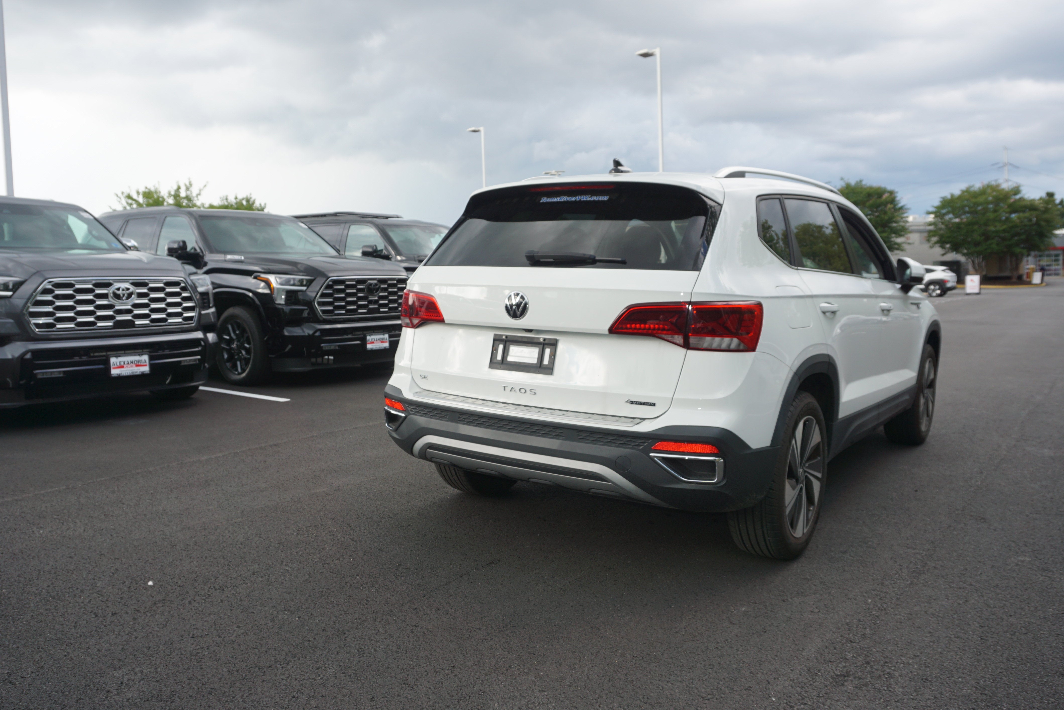 2023 Volkswagen Taos SE