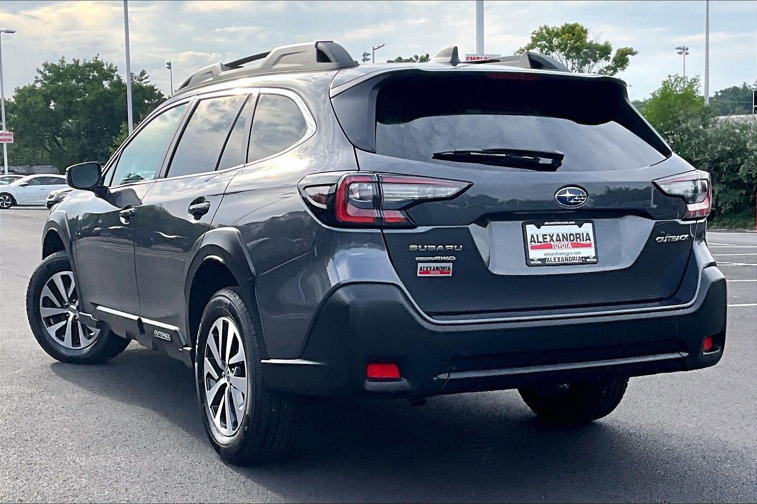 2024 Subaru Outback Premium