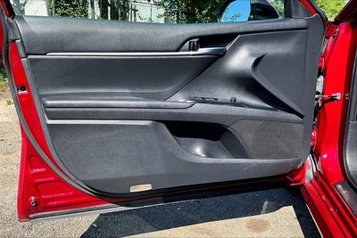 2019 Toyota Camry Hybrid LE
