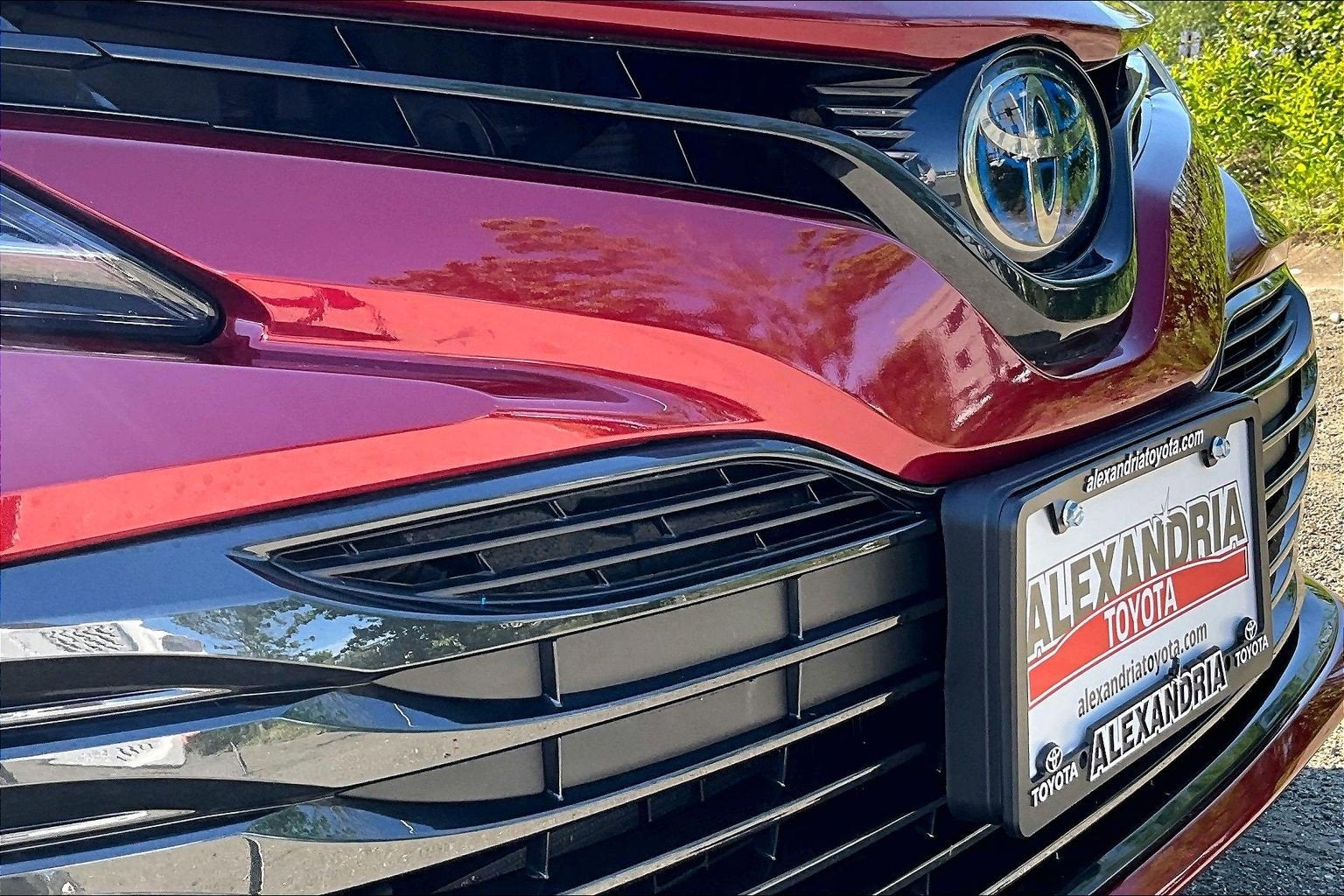 2019 Toyota Camry Hybrid LE