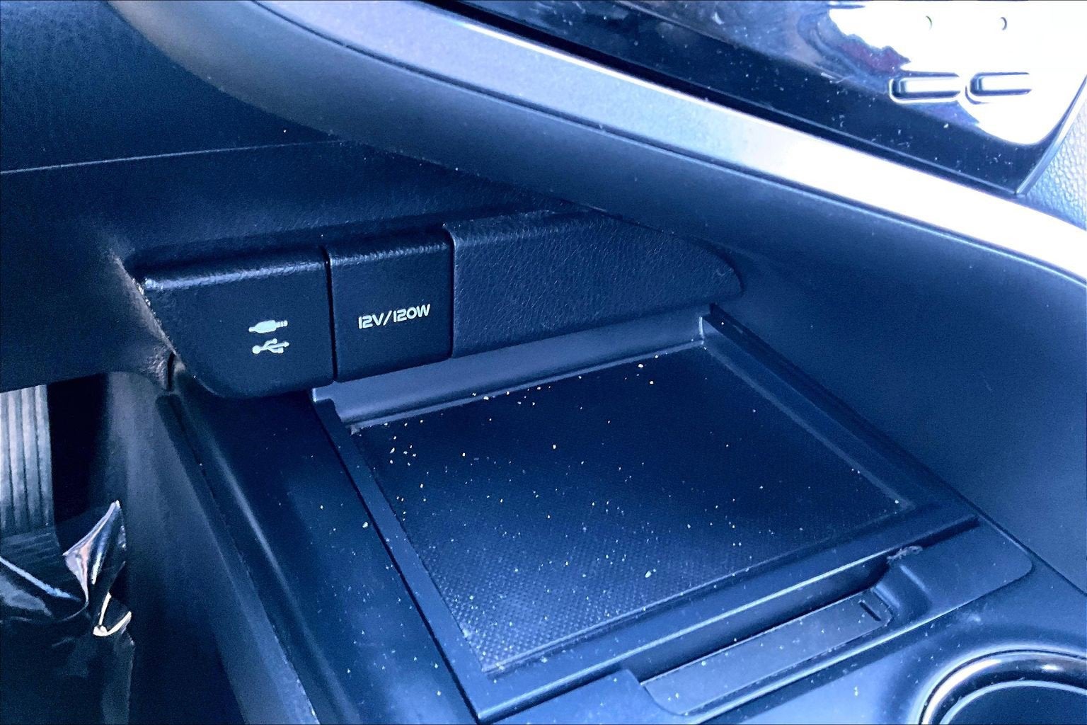 2019 Toyota Camry Hybrid LE