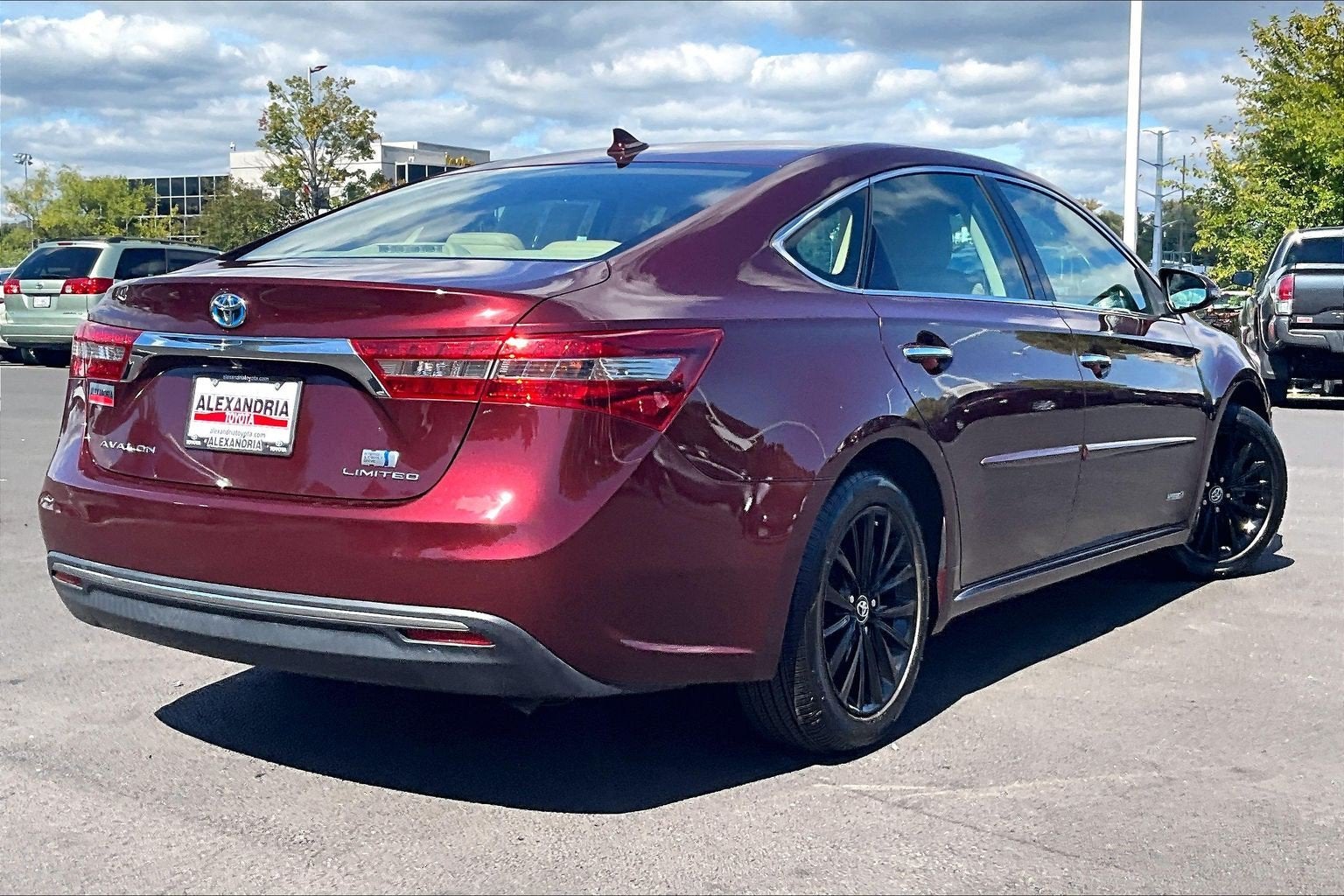 2018 Toyota Avalon Hybrid Limited