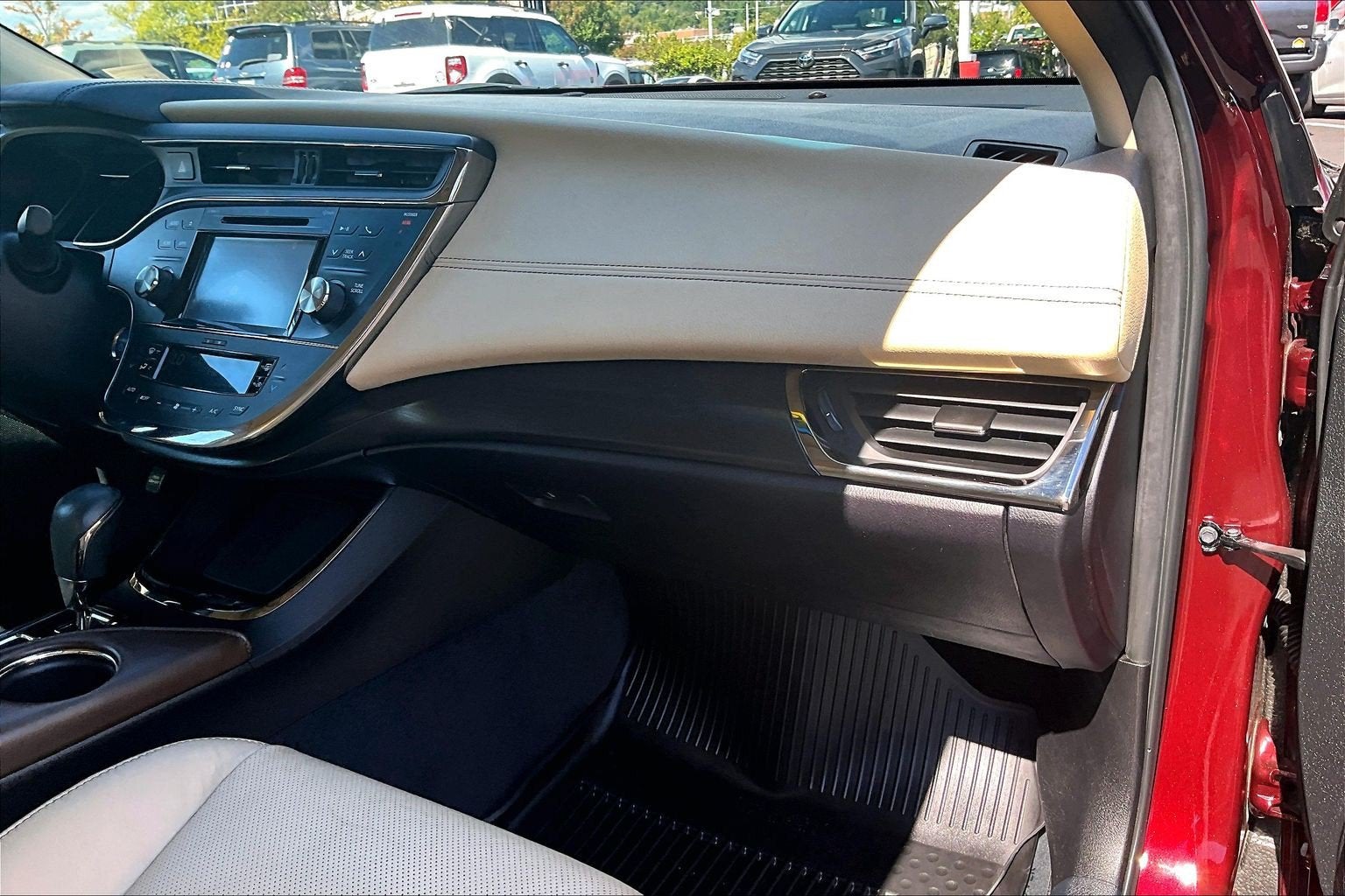 2018 Toyota Avalon Hybrid Limited
