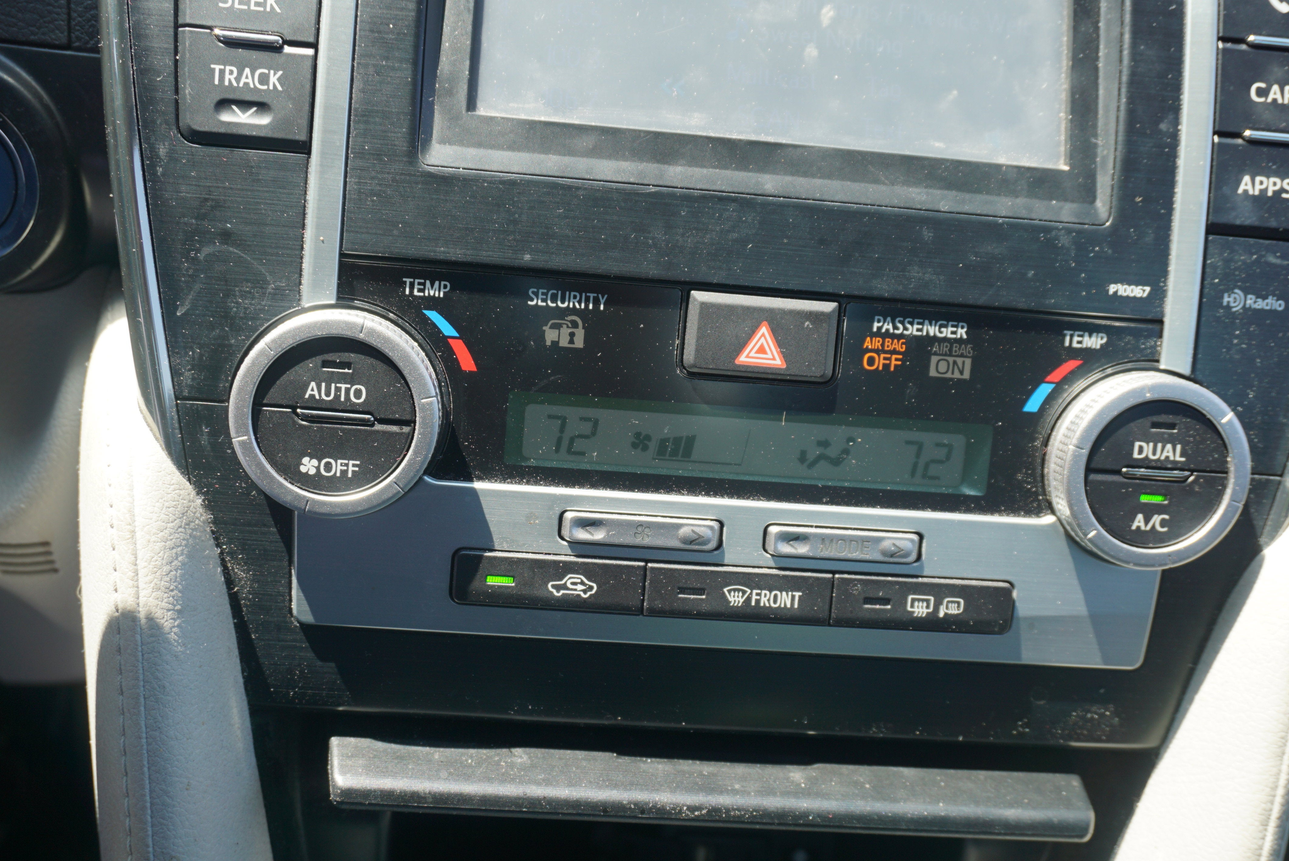 2012 Toyota Camry Hybrid XLE