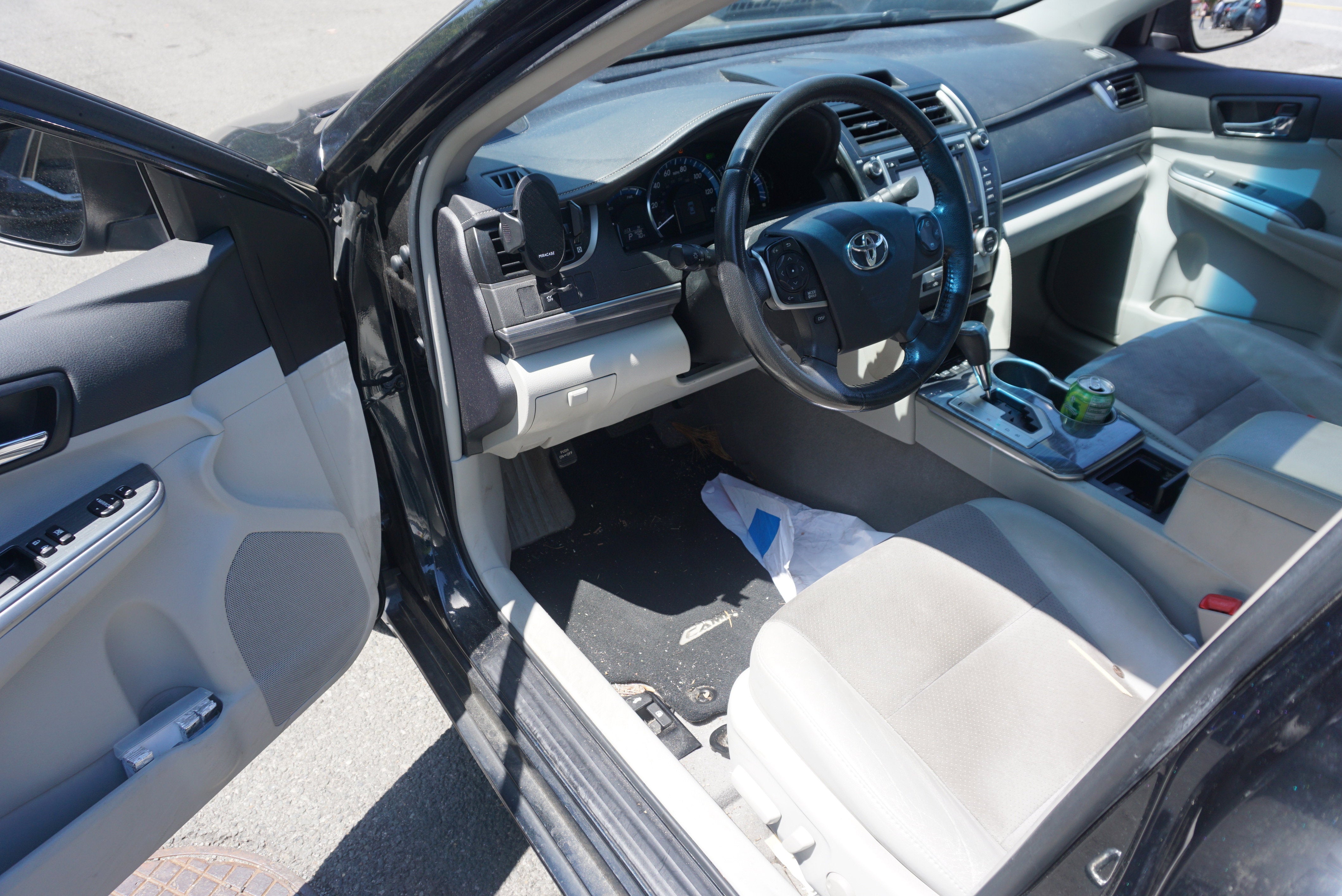 2012 Toyota Camry Hybrid XLE