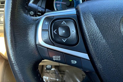 2017 Toyota Camry Hybrid XLE