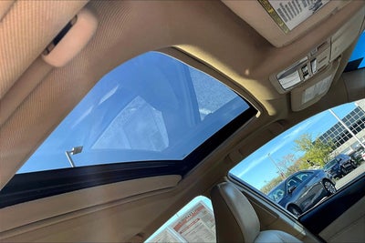 2017 Toyota Camry Hybrid XLE