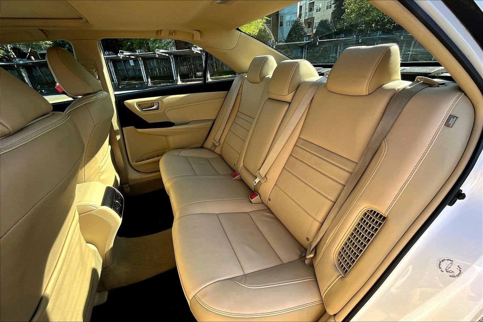 2017 Toyota Camry Hybrid XLE