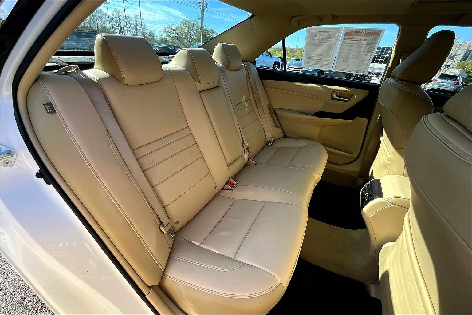 2017 Toyota Camry Hybrid XLE