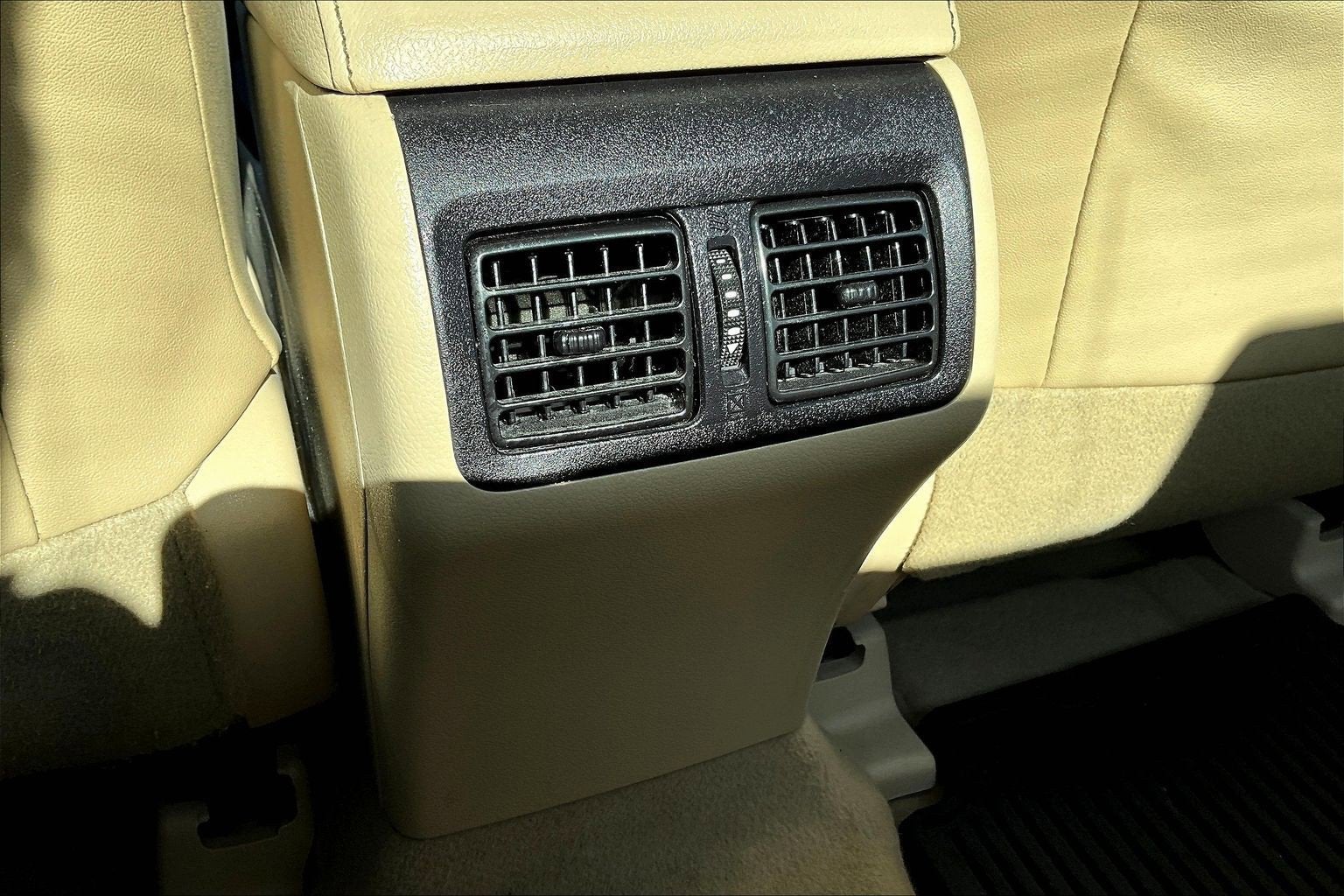 2017 Toyota Camry Hybrid XLE