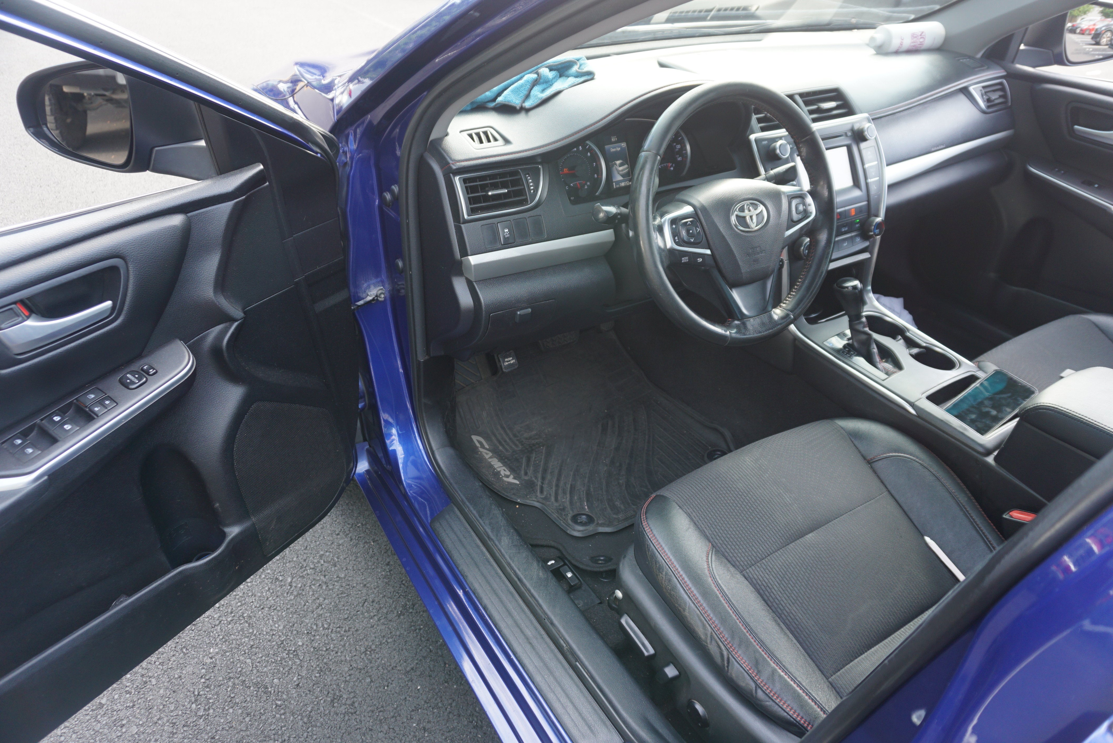 2016 Toyota Camry SE