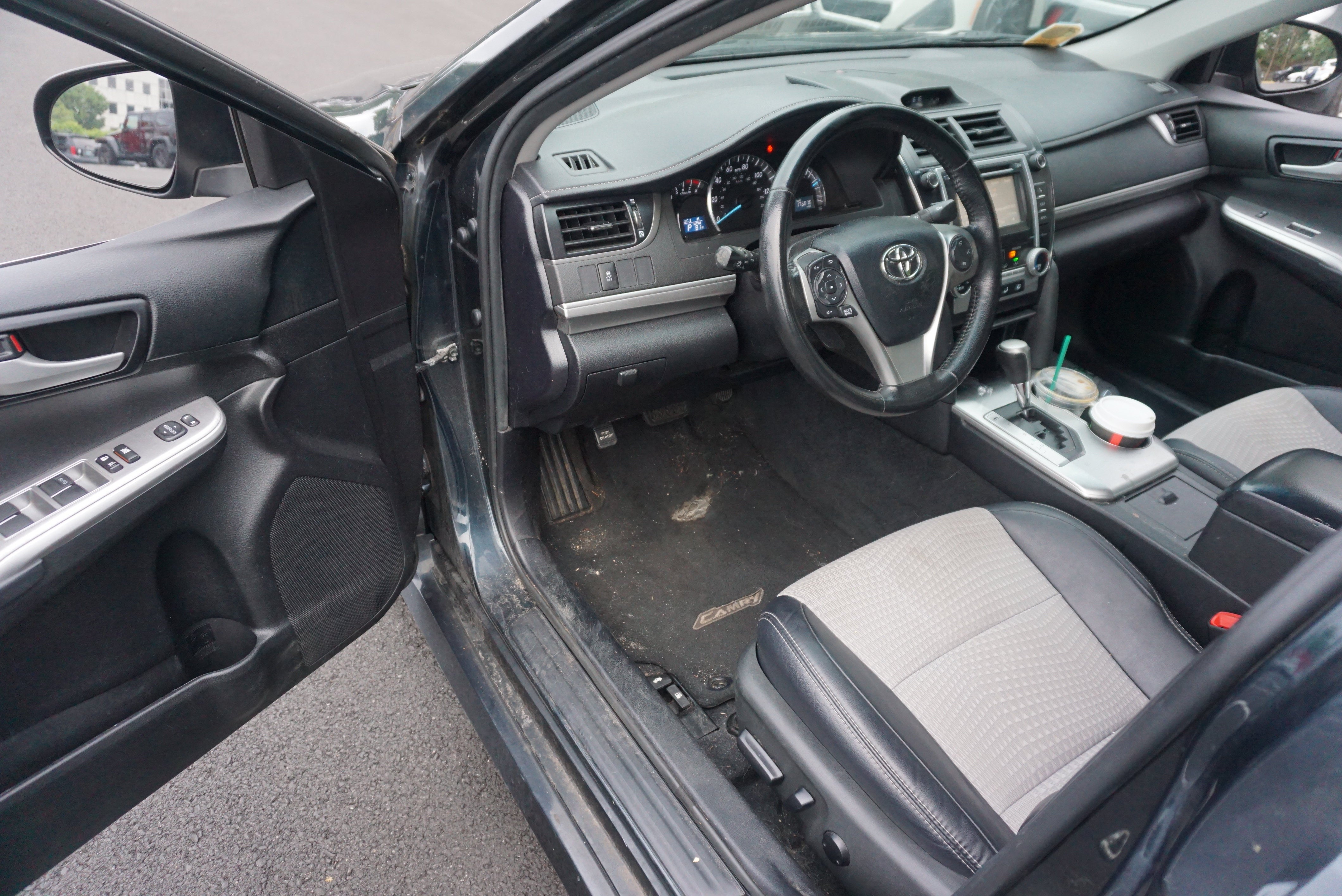 2013 Toyota Camry SE