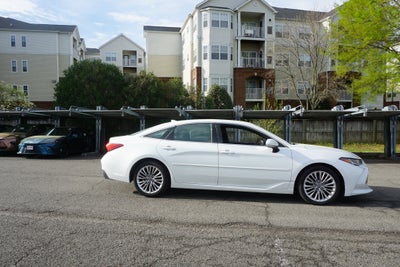 2019 Toyota Avalon Base