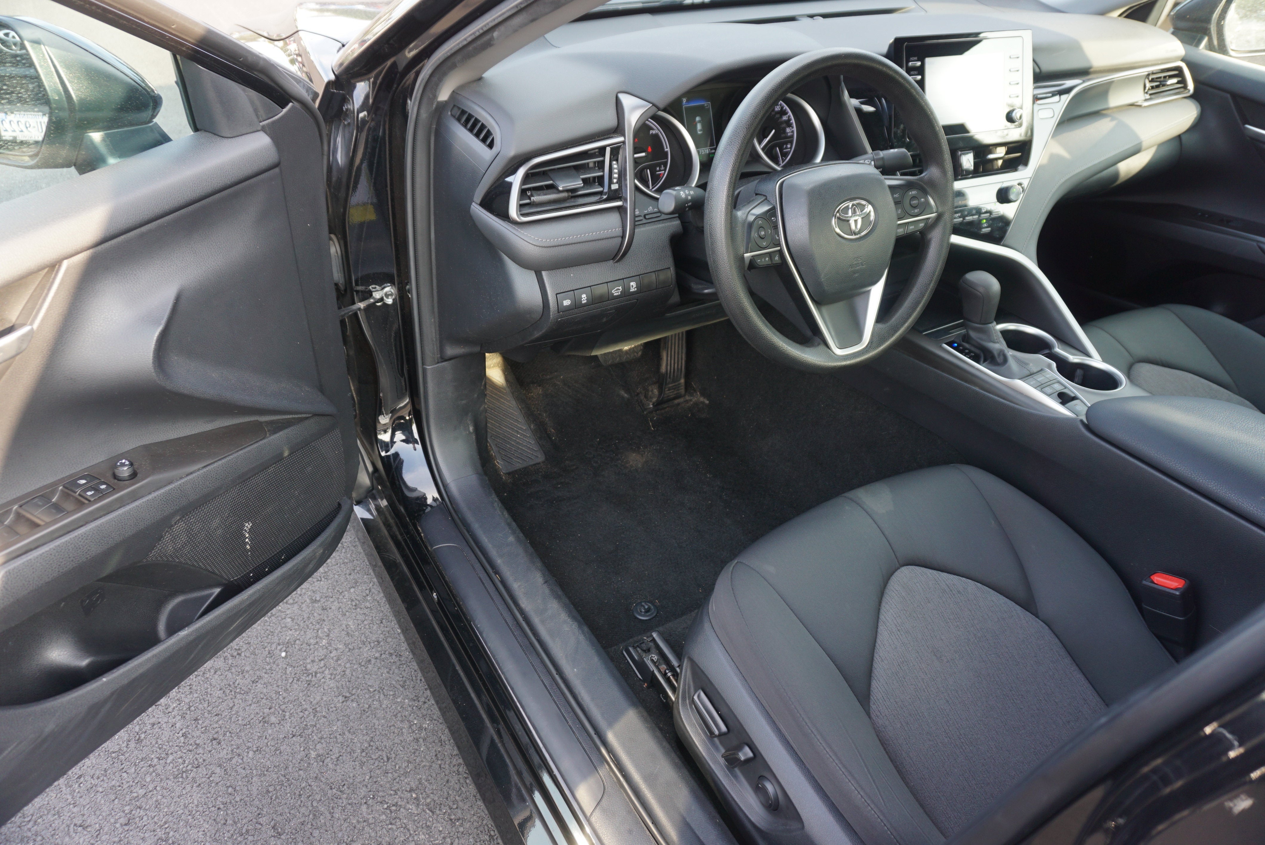 2023 Toyota Camry Hybrid LE