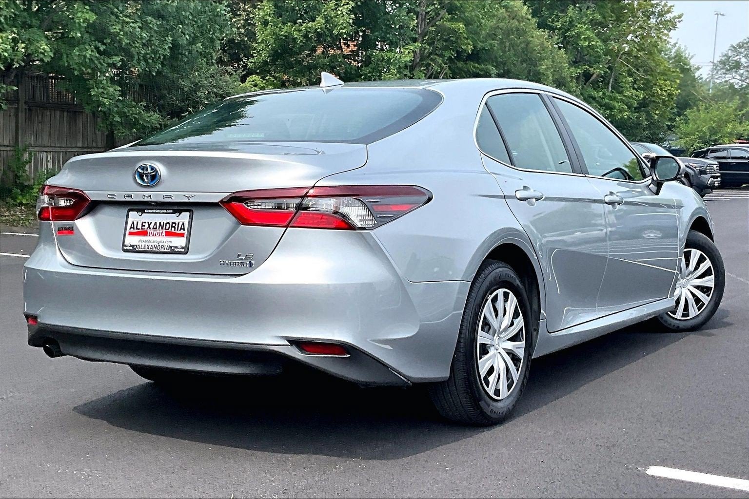 2023 Toyota Camry Hybrid LE