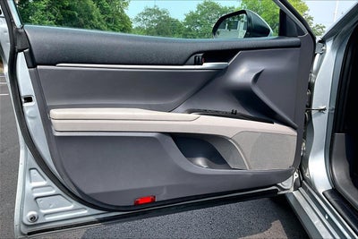 2023 Toyota Camry Hybrid LE