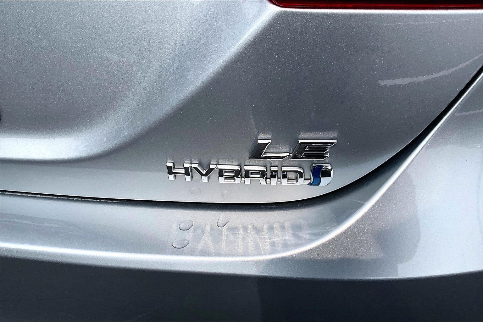 2023 Toyota Camry Hybrid LE