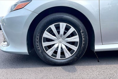 2023 Toyota Camry Hybrid LE