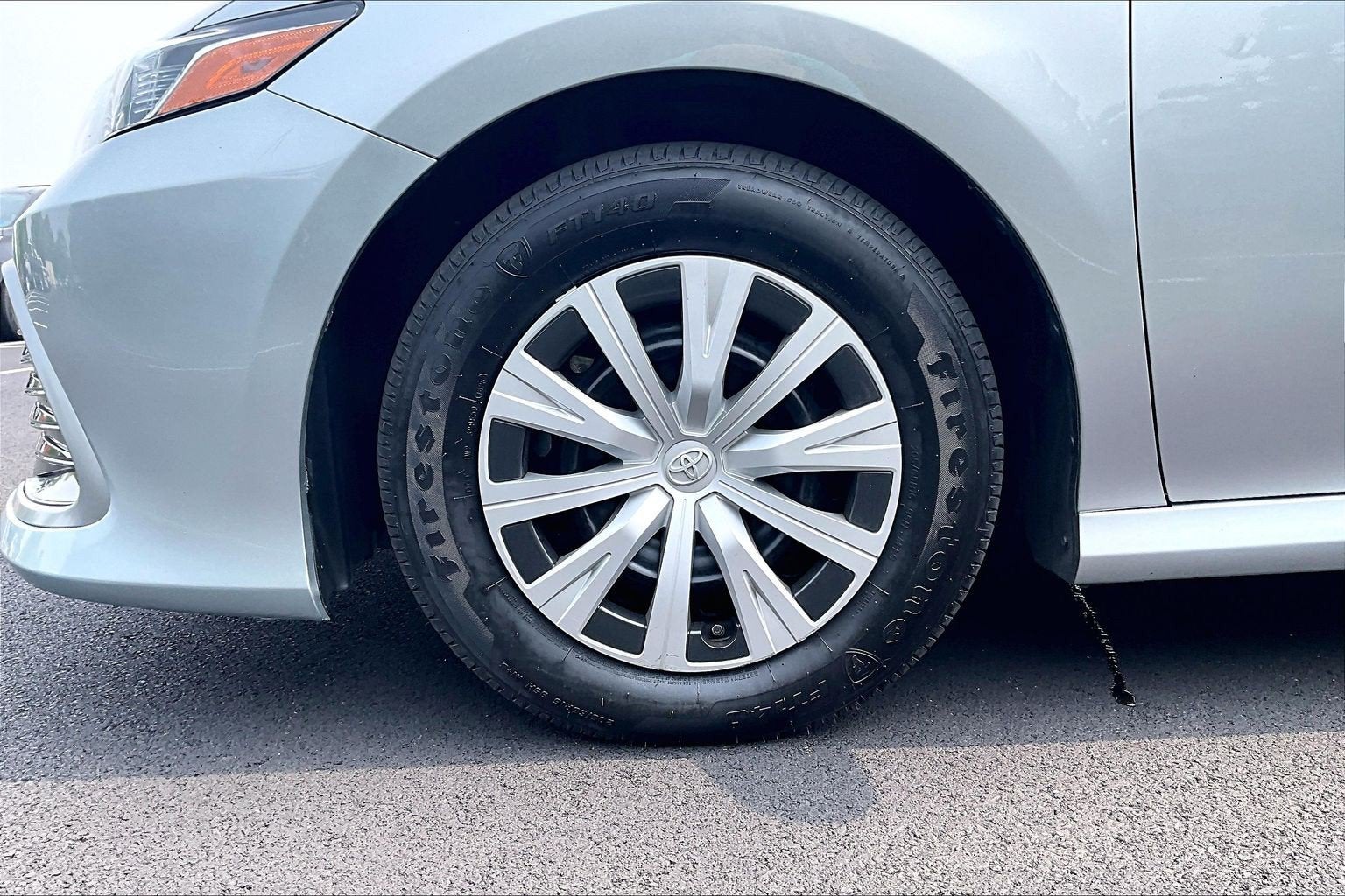 2023 Toyota Camry Hybrid LE