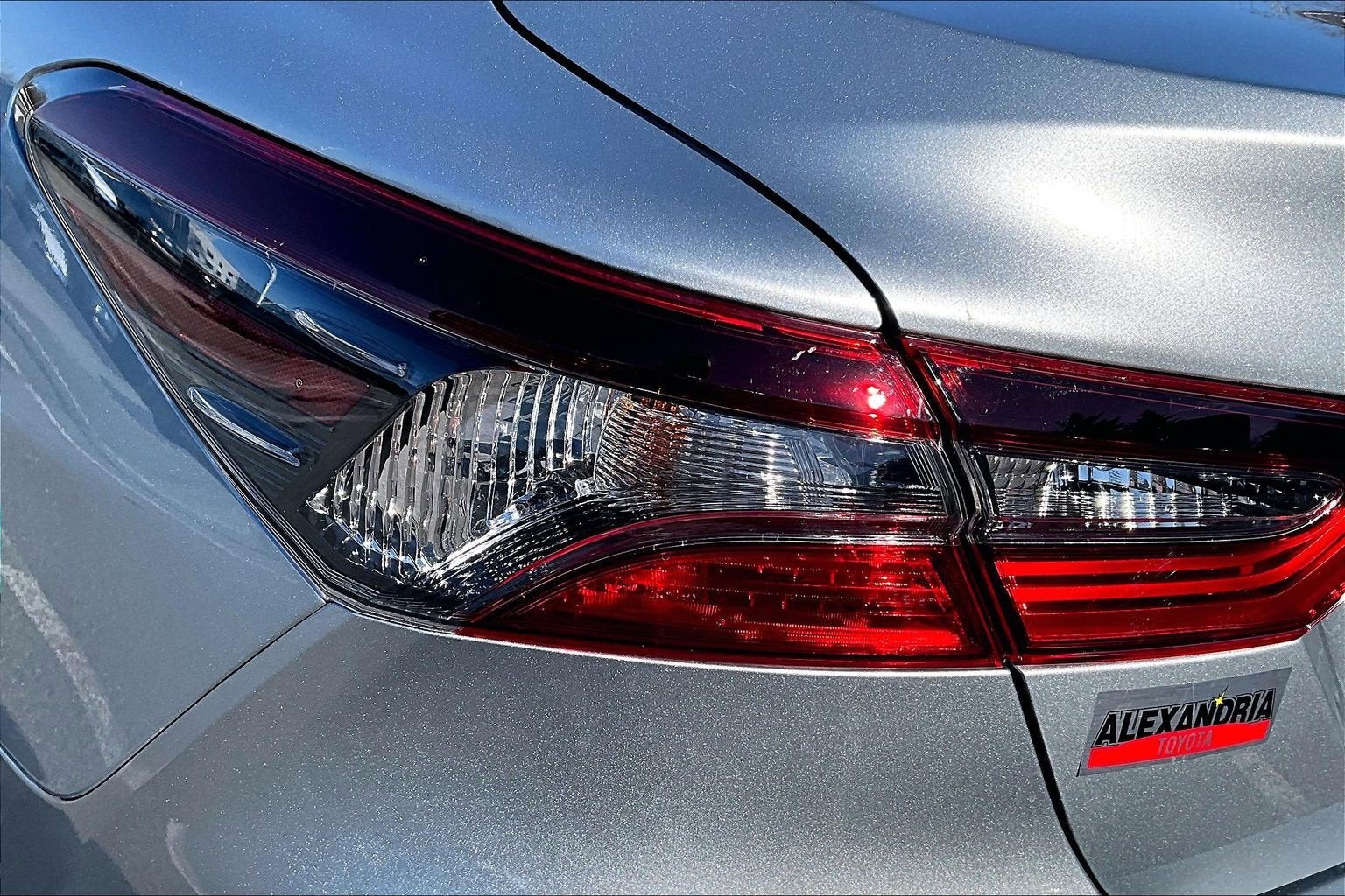 2023 Toyota Camry Hybrid LE