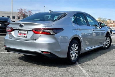 2024 Toyota Camry Hybrid LE