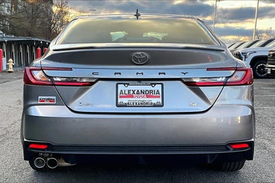 2025 Toyota Camry SE