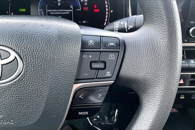 2025 Toyota Camry LE