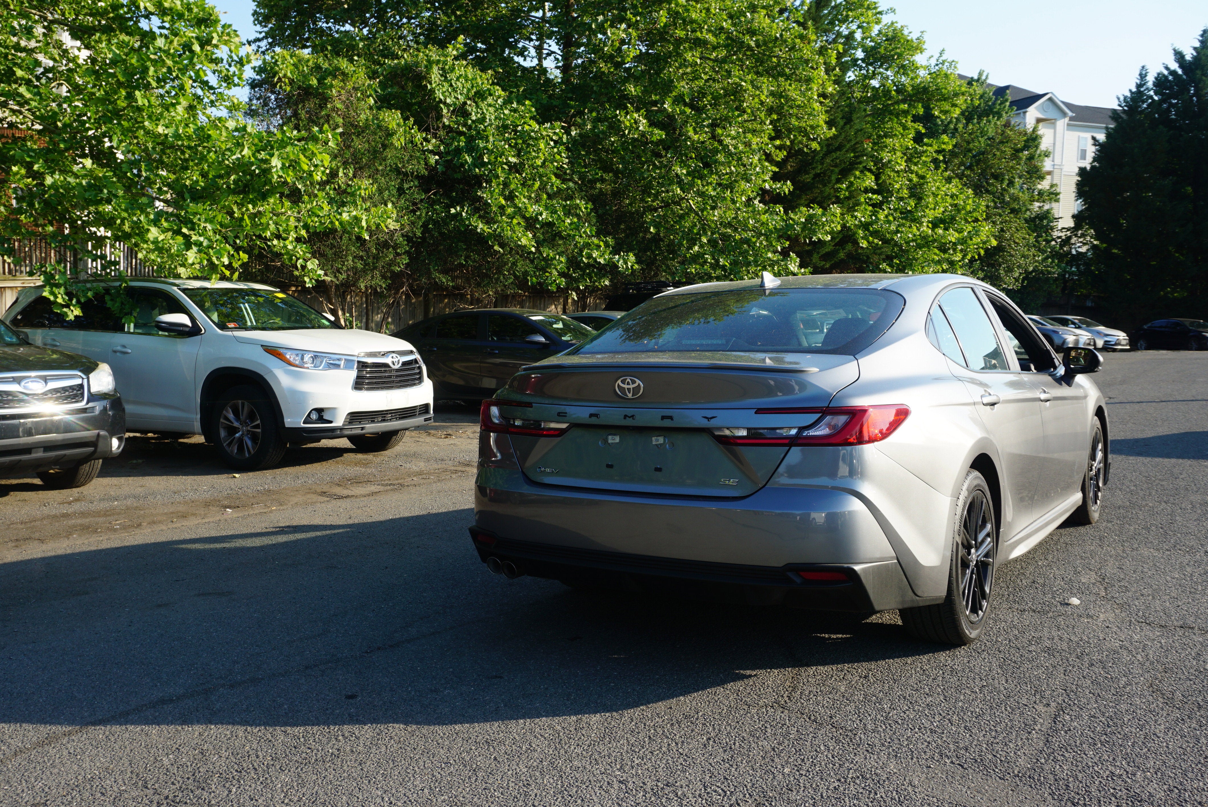 2025 Toyota Camry SE