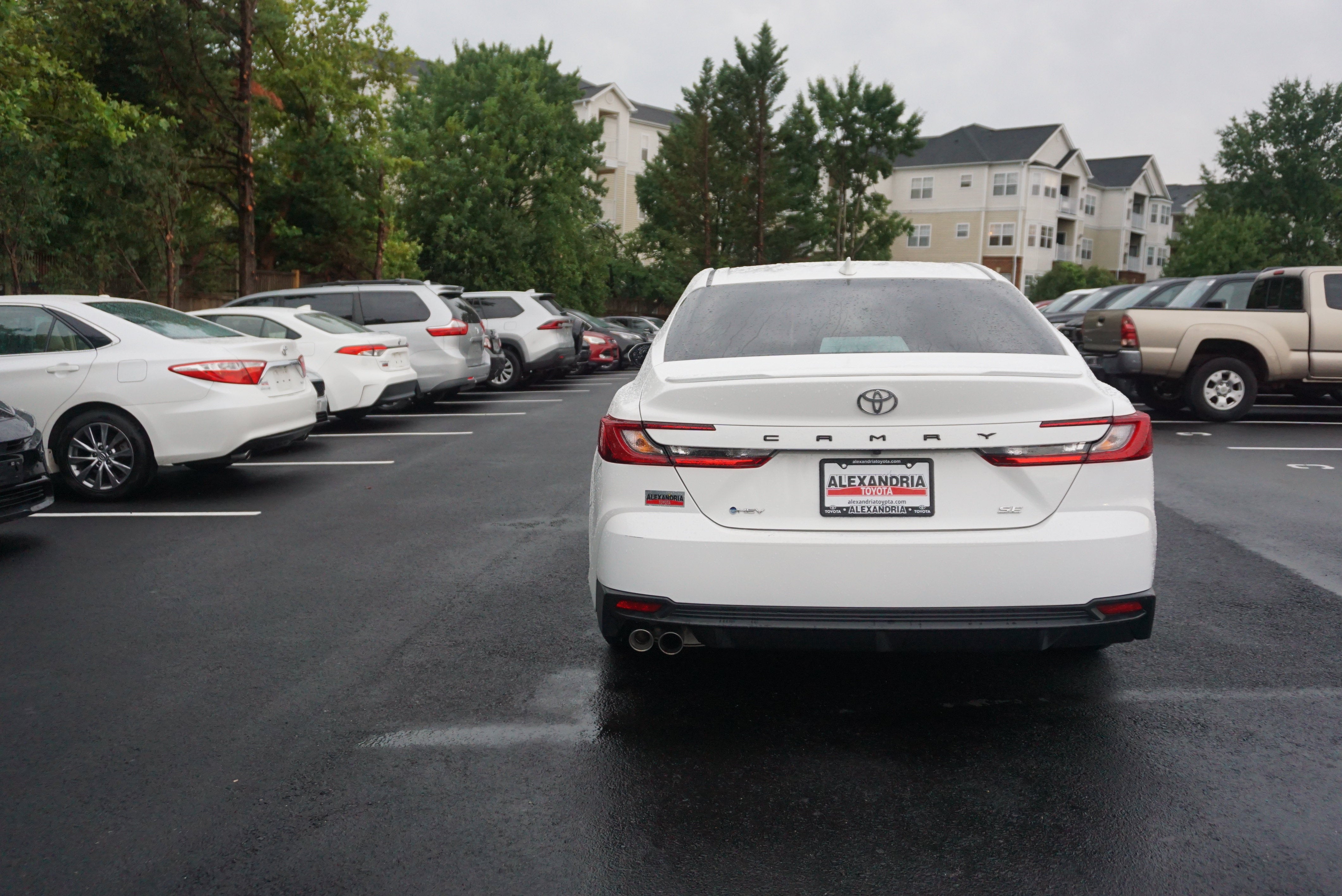 2025 Toyota Camry SE