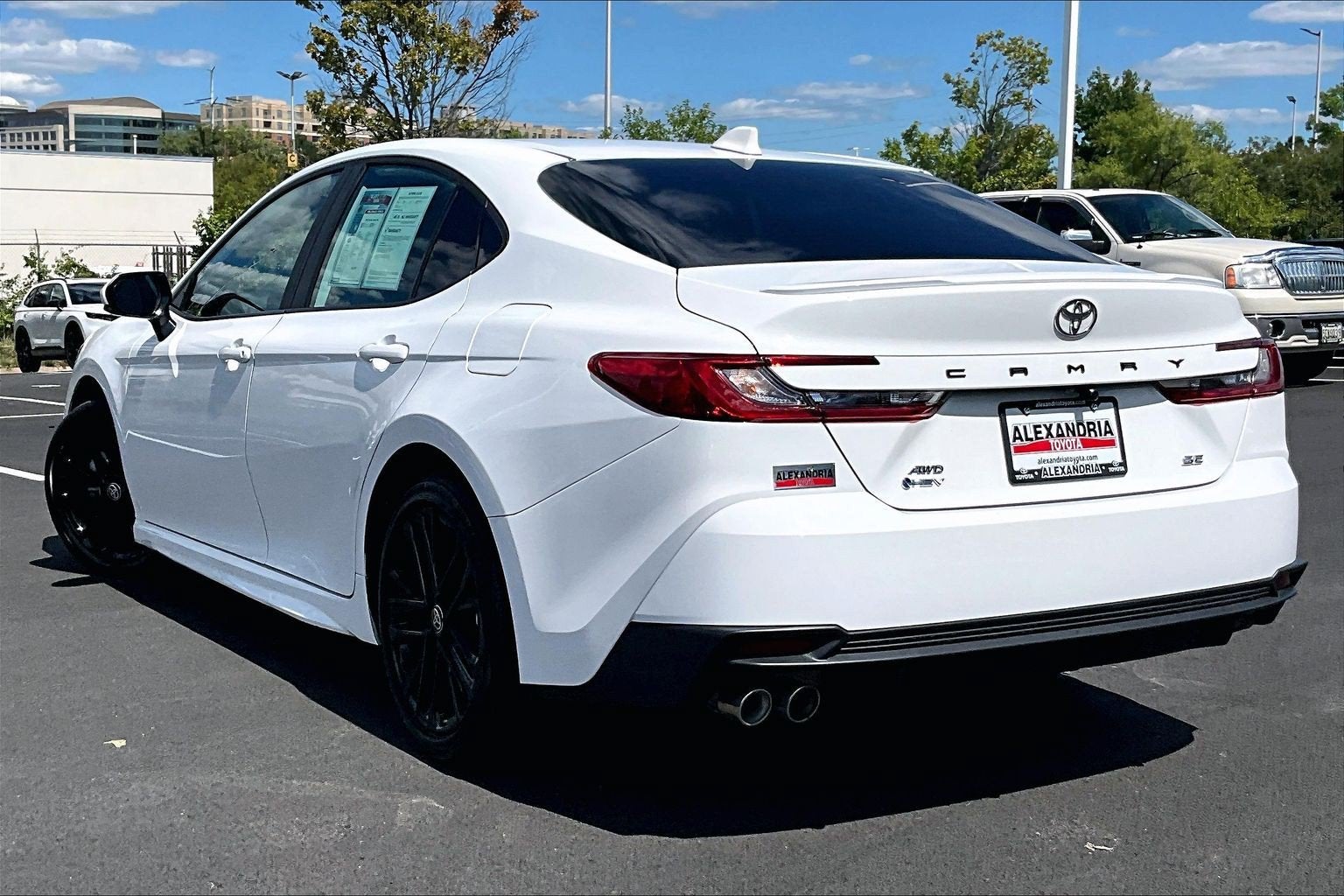 2025 Toyota Camry SE