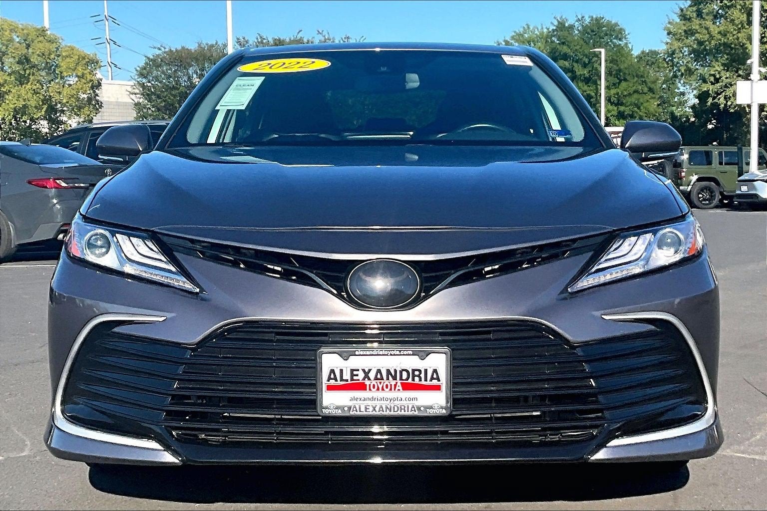 2022 Toyota Camry Hybrid XLE