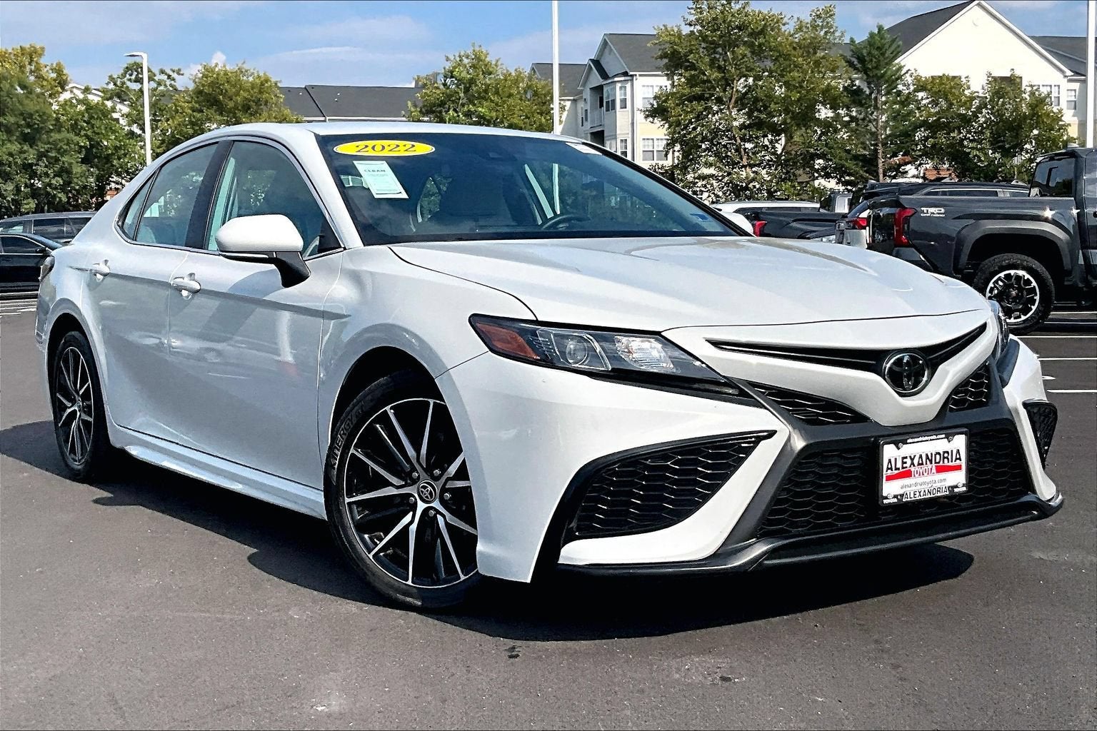 2022 Toyota Camry SE