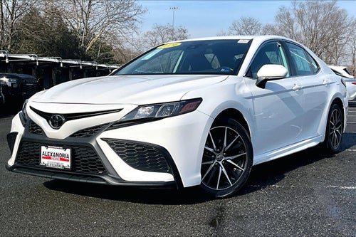 2024 Toyota Camry SE