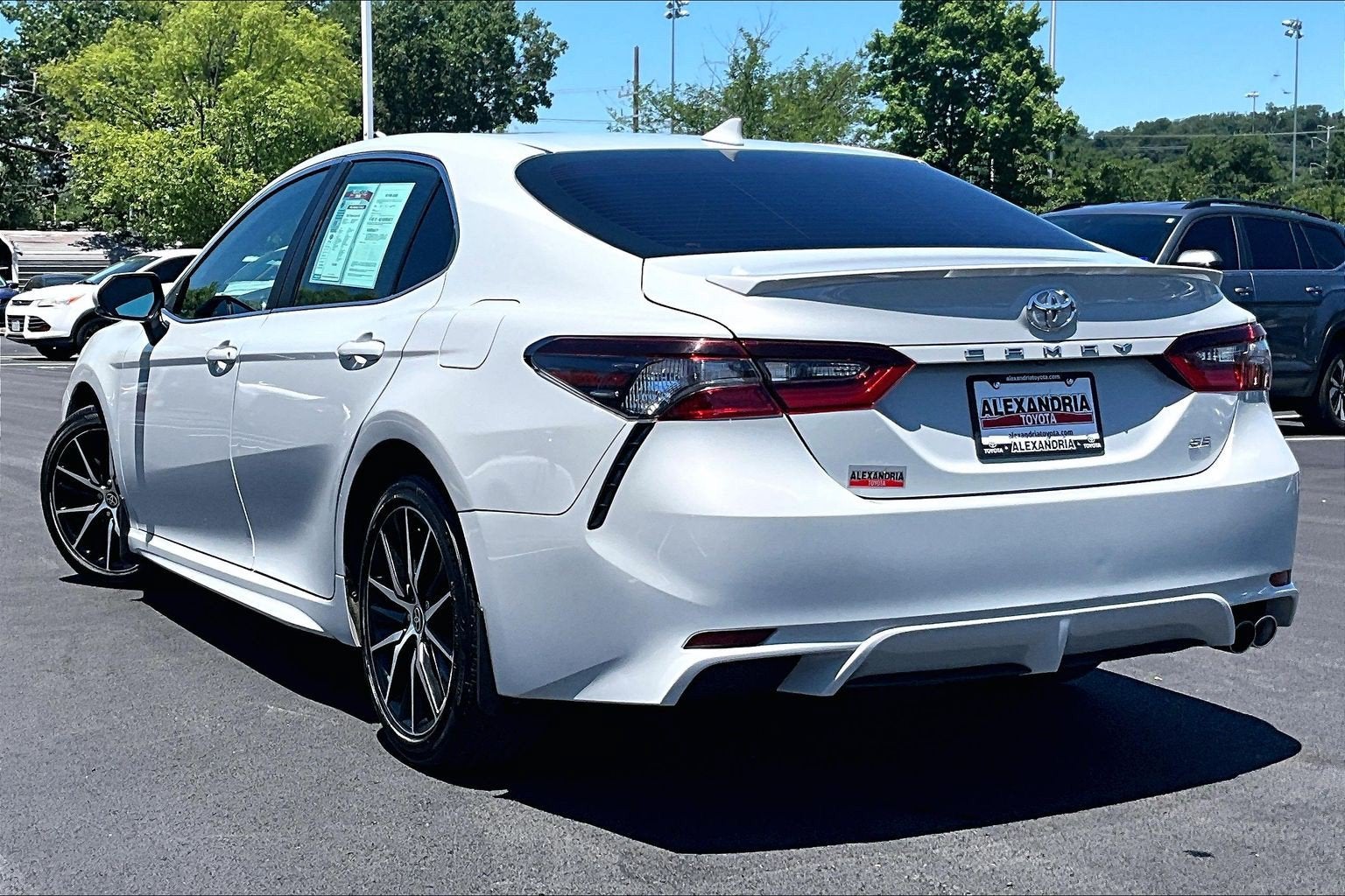 2024 Toyota Camry SE