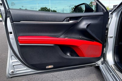 2022 Toyota Camry Hybrid XSE