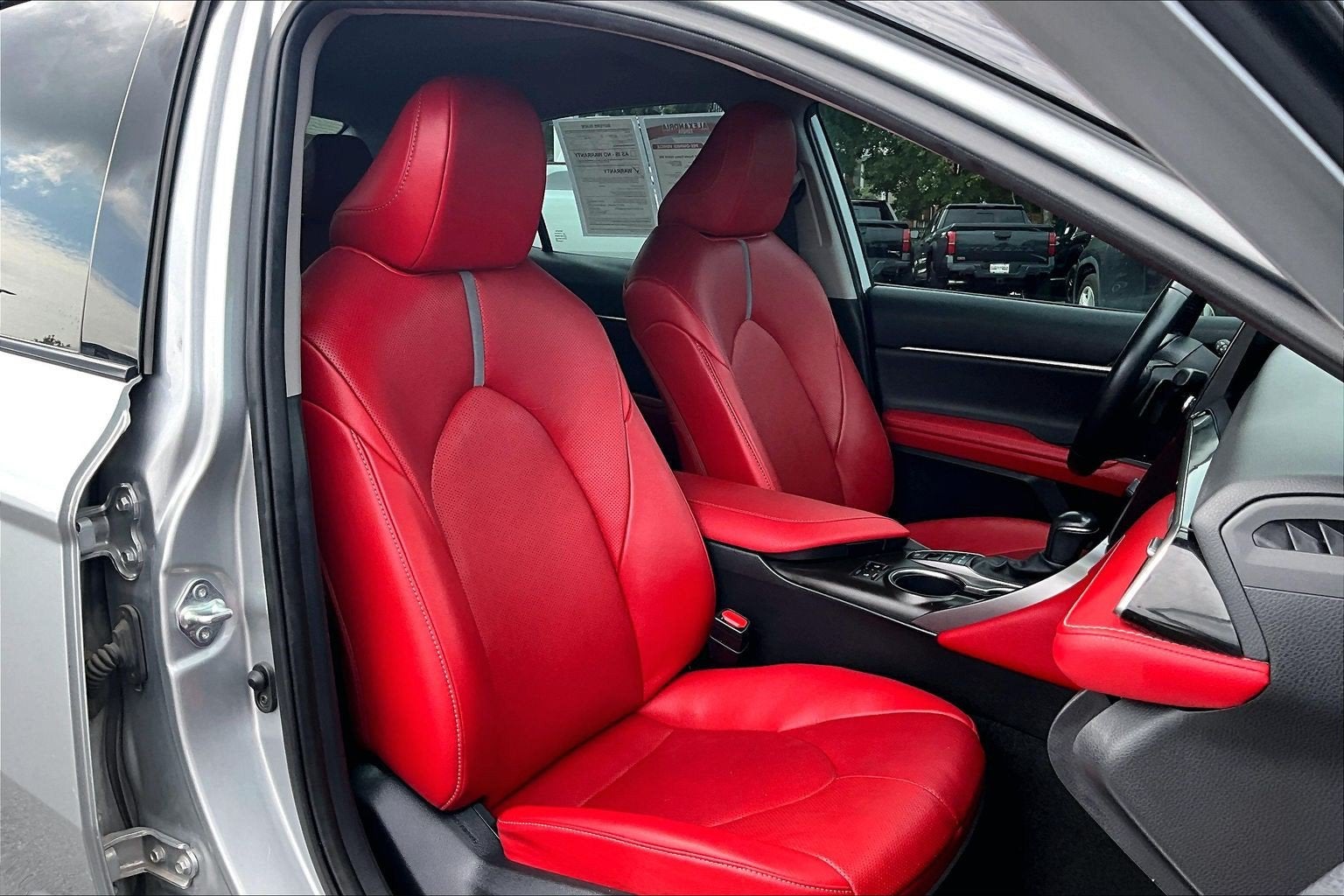 2022 Toyota Camry Hybrid XSE