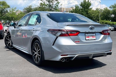 2023 Toyota Camry Hybrid SE