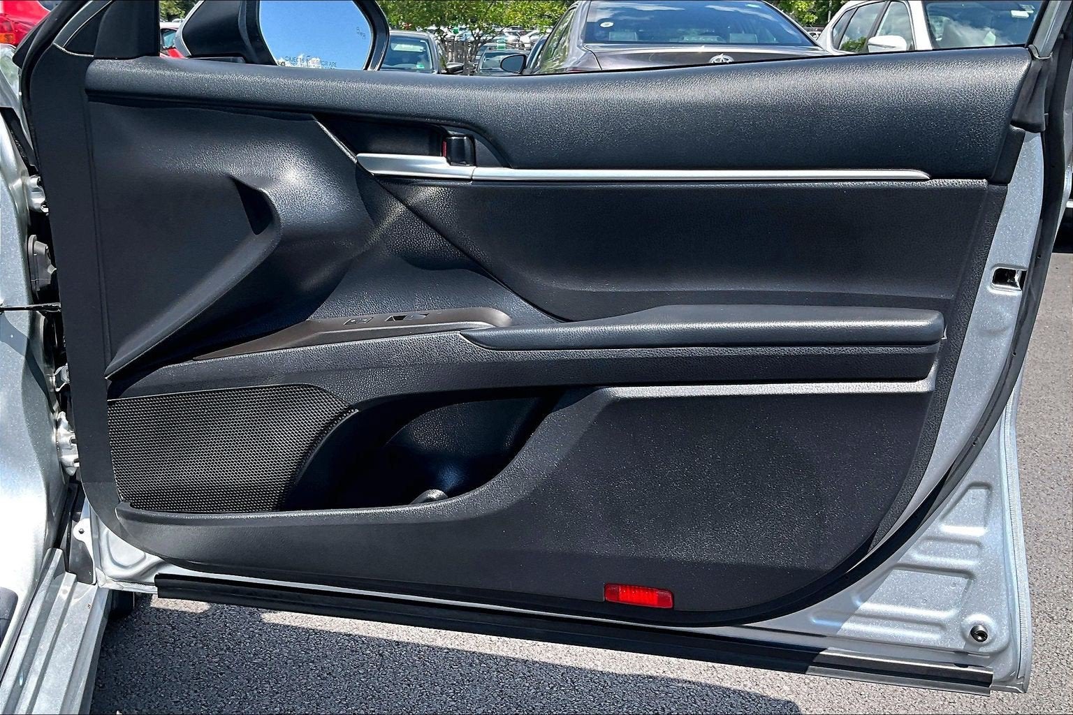 2023 Toyota Camry Hybrid SE