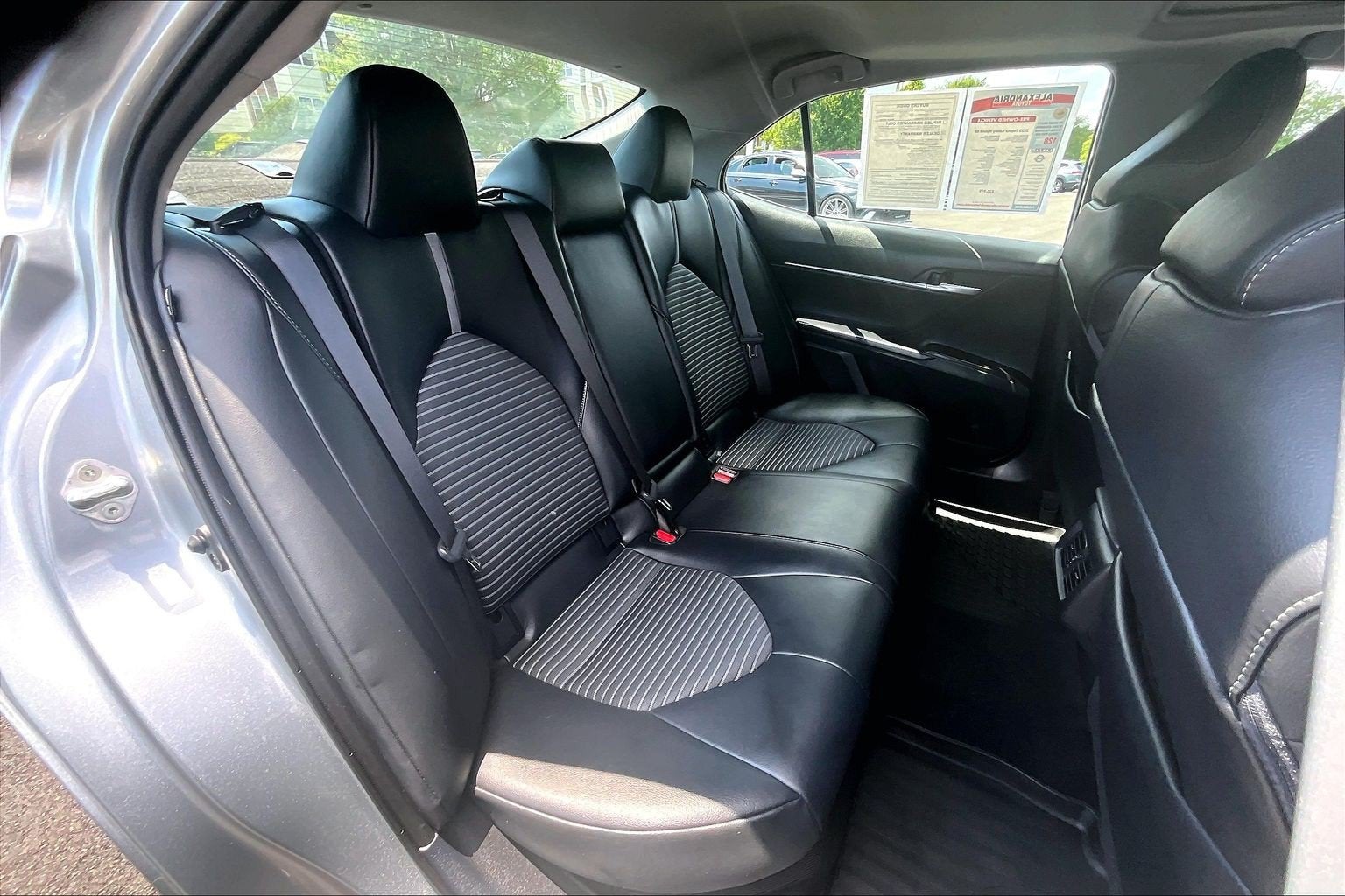 2023 Toyota Camry Hybrid SE