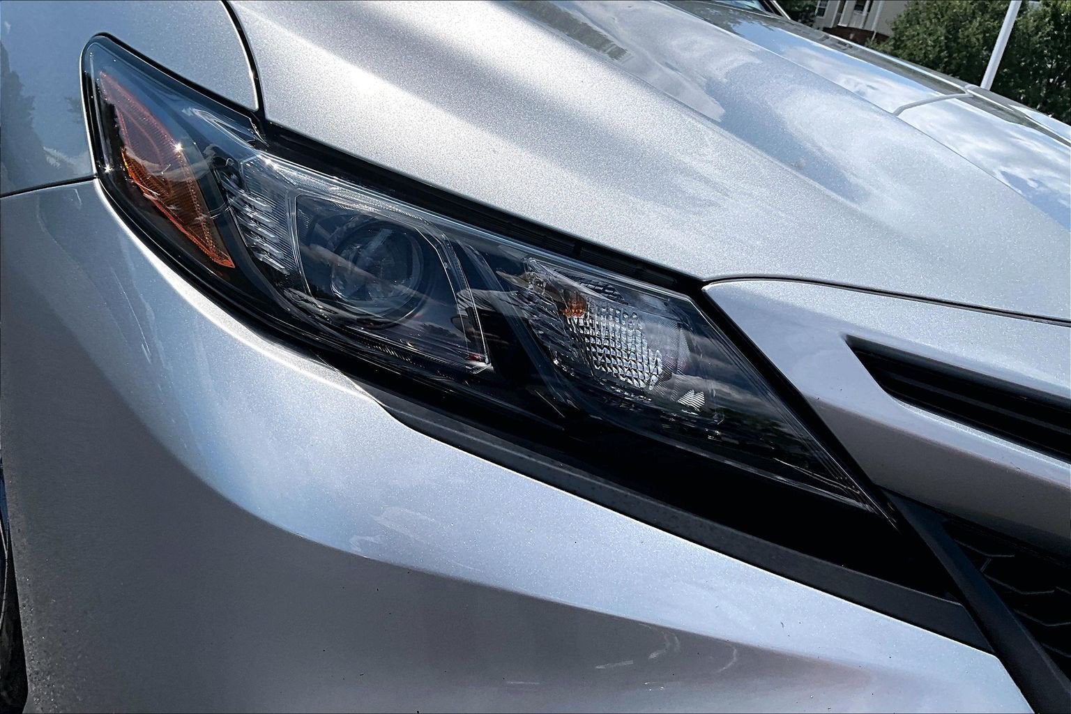 2023 Toyota Camry Hybrid SE