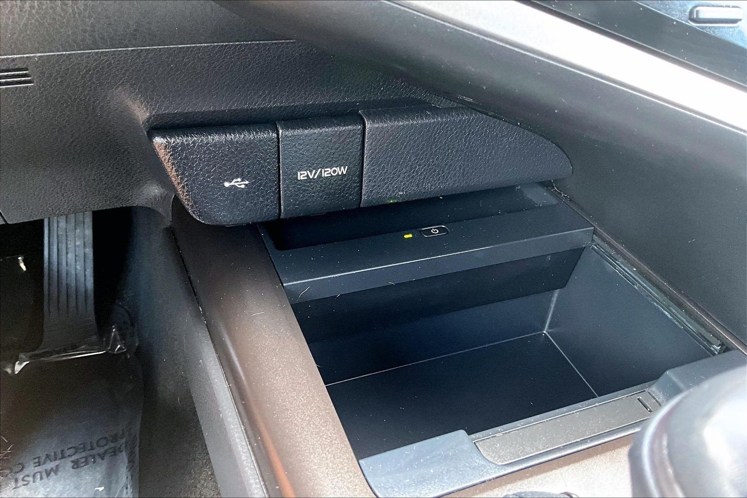 2023 Toyota Camry Hybrid SE