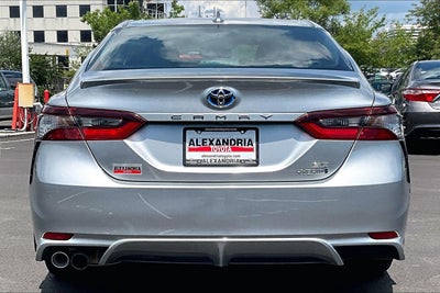 2023 Toyota Camry Hybrid SE